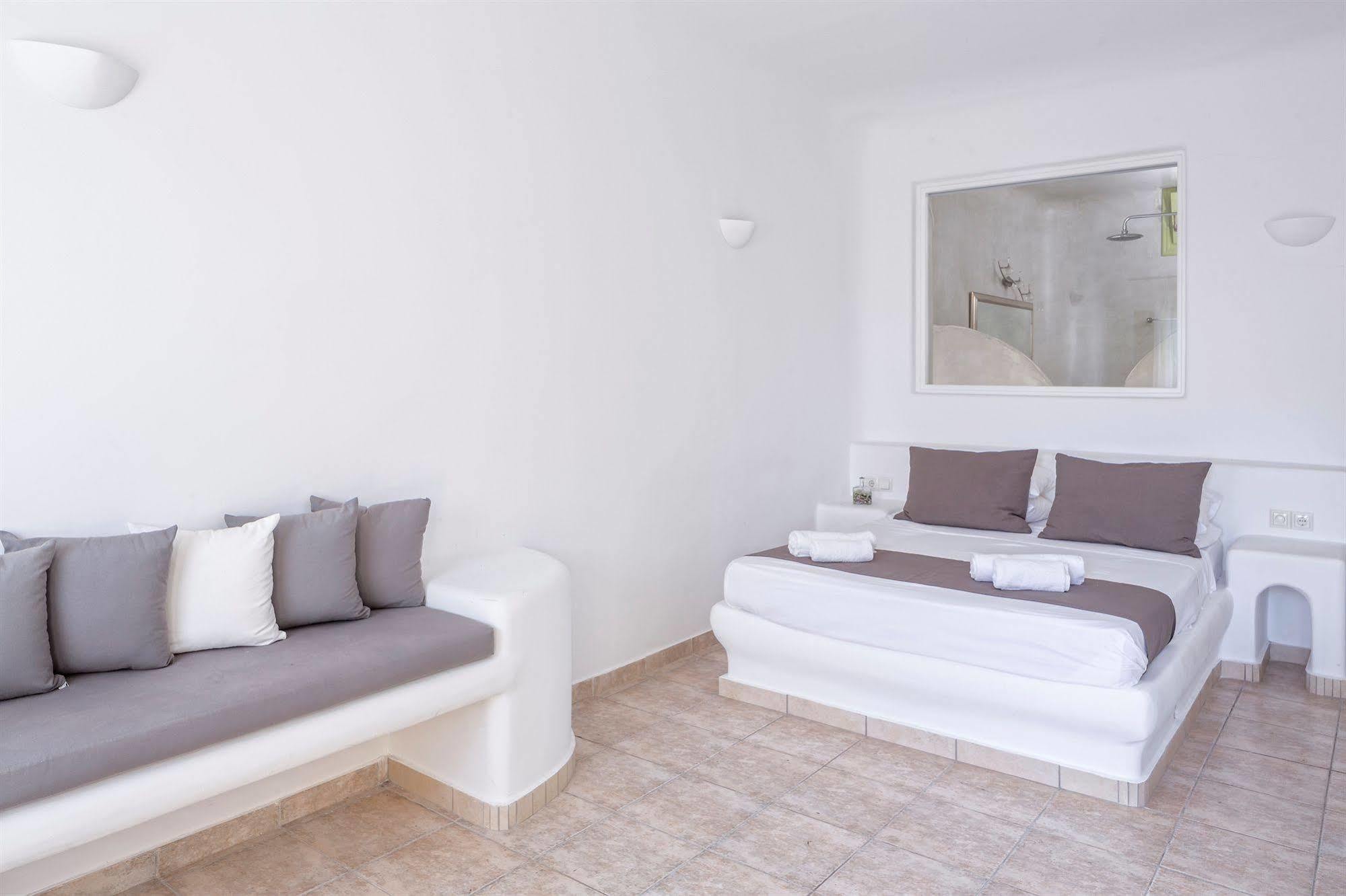 Appartement Aelia By Eltheon à Imerovígli Extérieur photo
